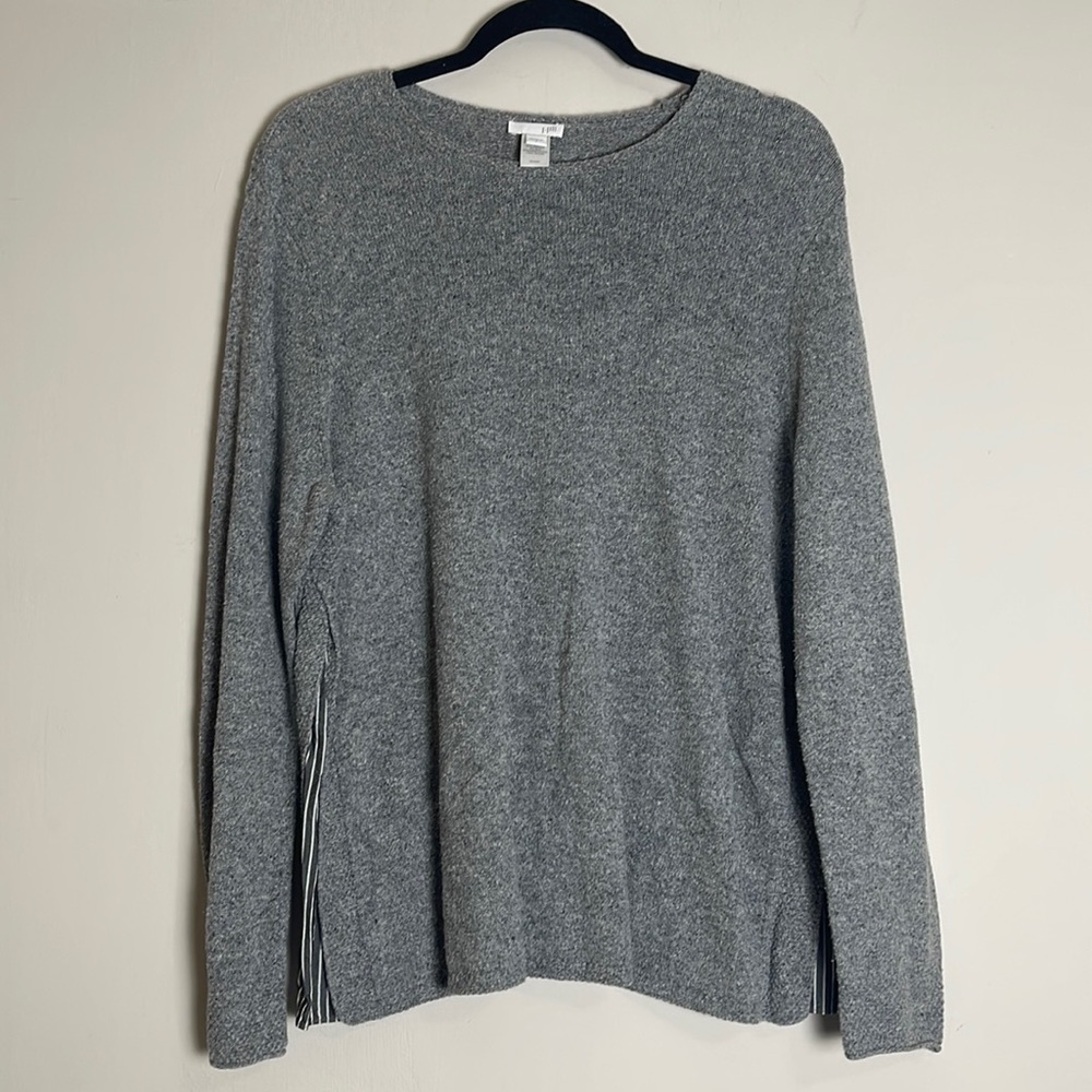 J. Jill Grey Knit Sweater Size Large